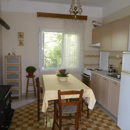 Nafsika Casa de Férias